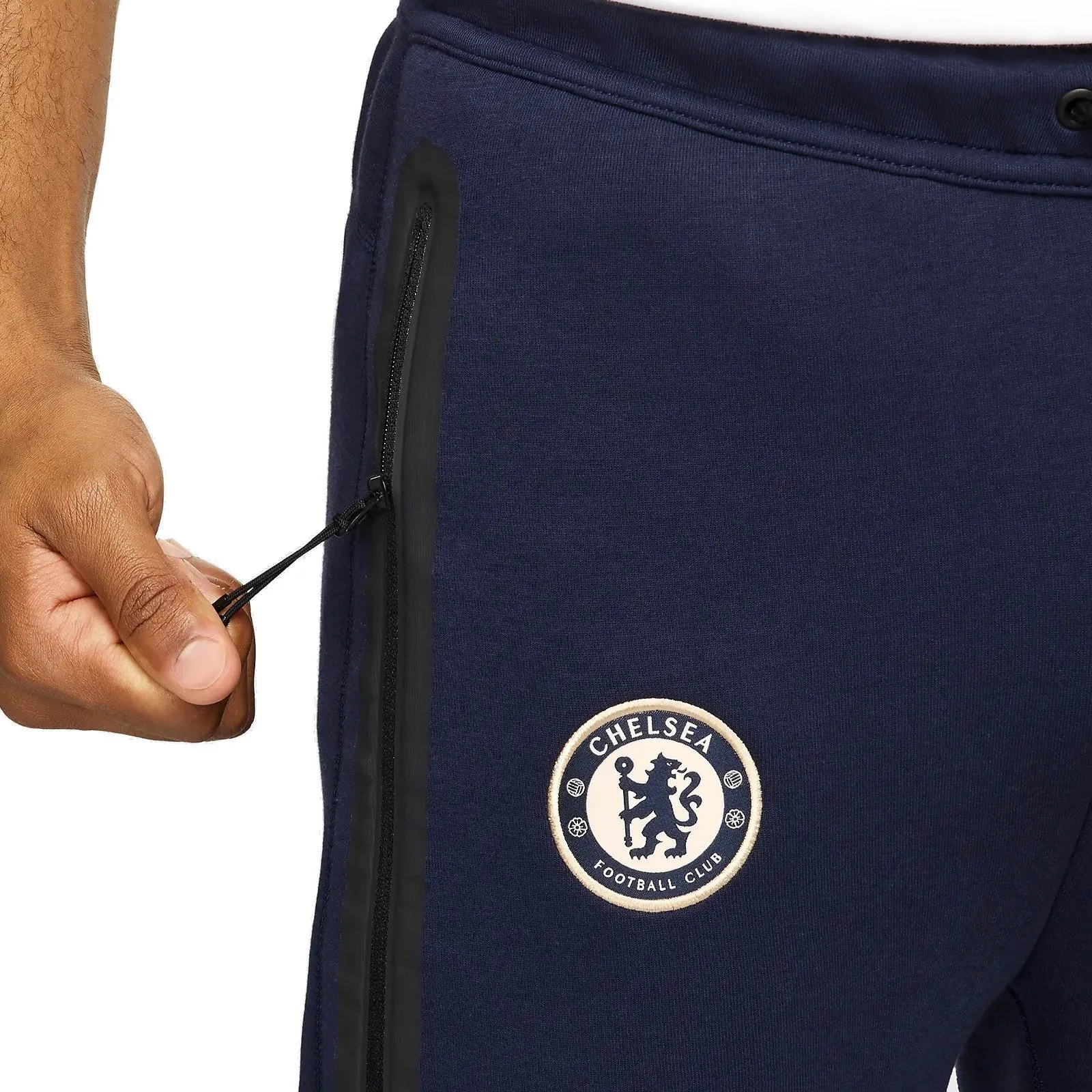 Chelsea Tech Fleece presentation tracksuit 2024/25 - Nike