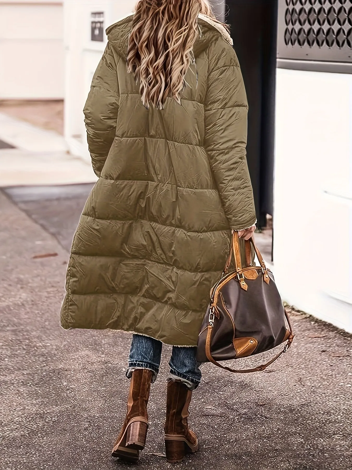Elegant Long Fleece Puffer Winter Jacket for Women | Perfect for Outdoor Activities