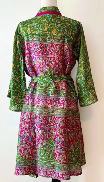 Exceptional Print In Our Cape Sleeve Silk Kimono Duster Dress (Green)