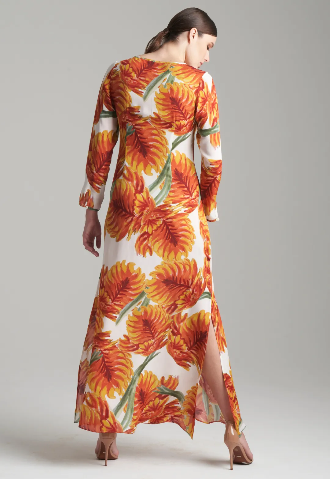 Kira Silk Keyhole Kaftan in Fire Palm