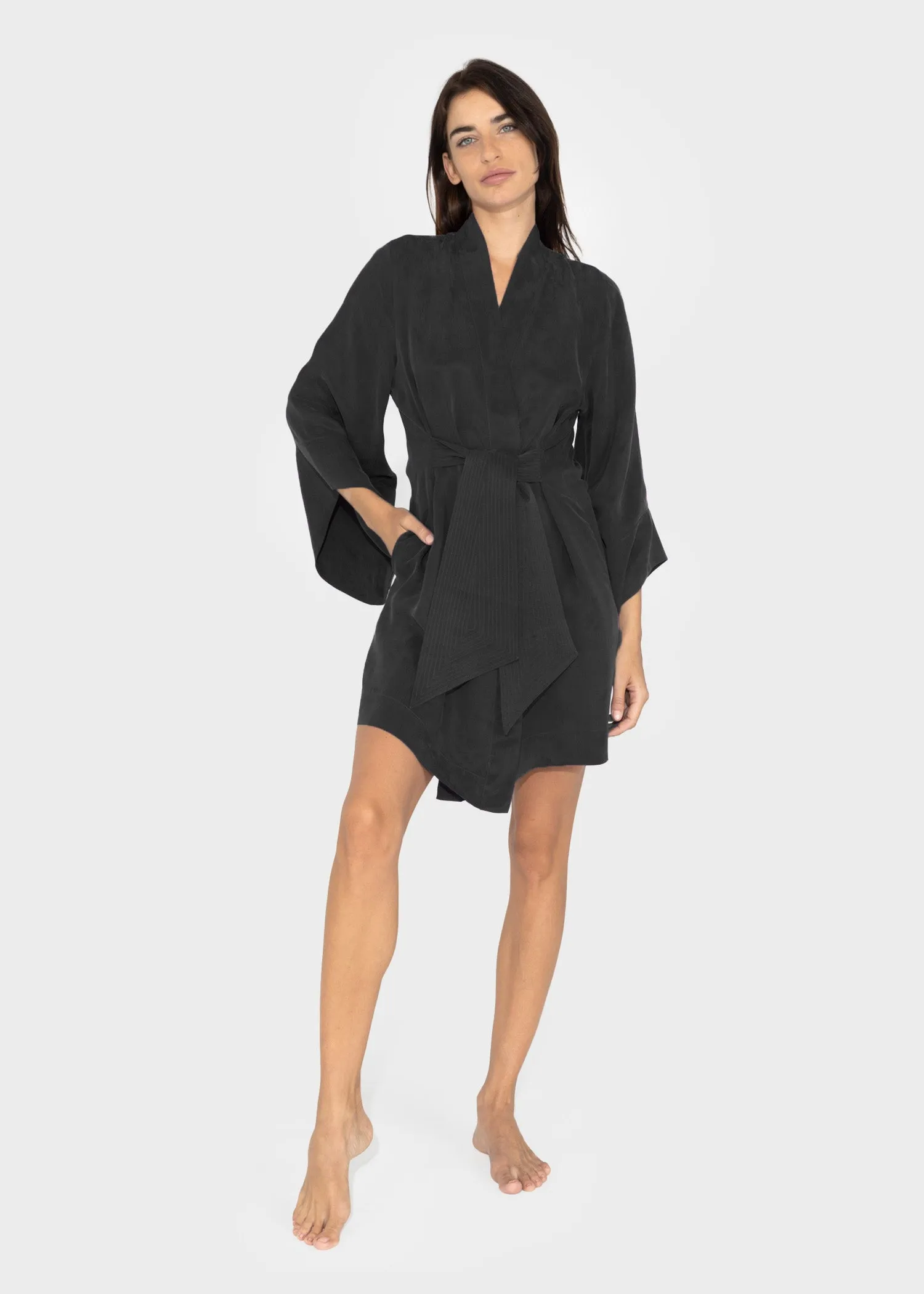 Noir Amara Mini Kimono Robe