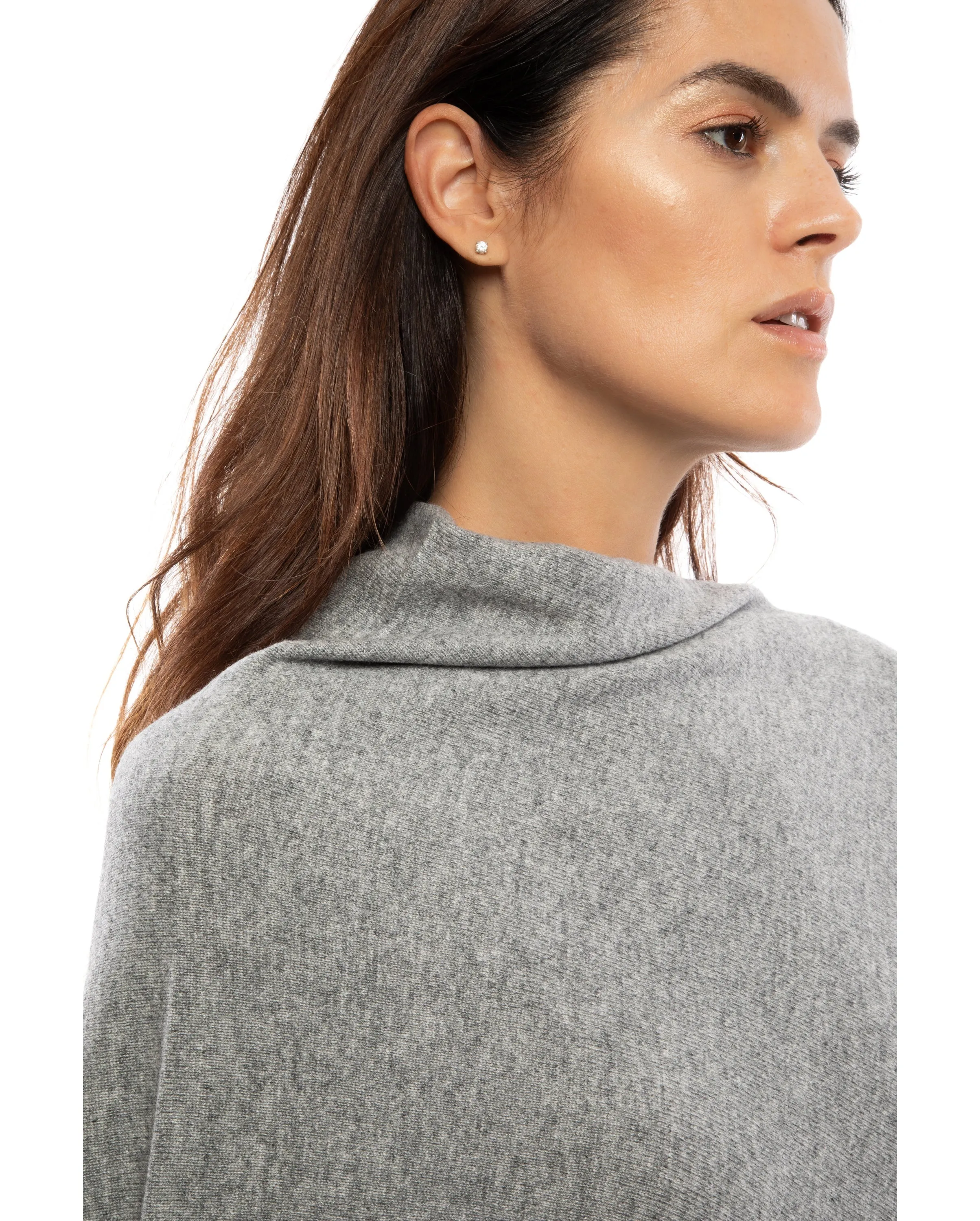 Women's Pure Cashmere Poncho with Fringes Black